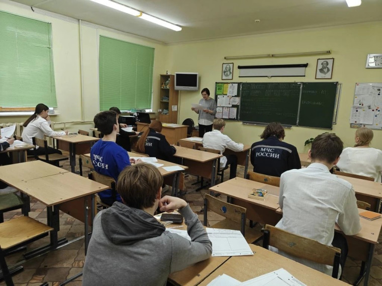 Пробные ОГЭ по русскому языку и математике..